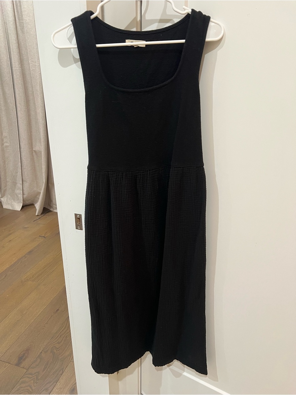 Madewell Black Sleeveless Textured Midi Dress